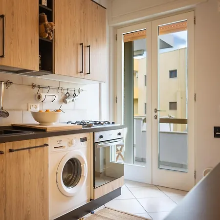 Modern & Bright - 100m From The Apartamento *