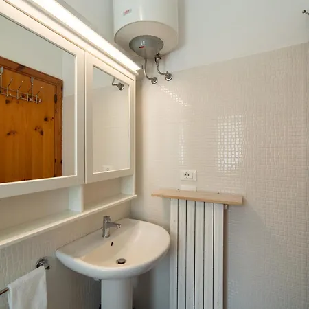Modern & Bright - 100m From The Apartamento *